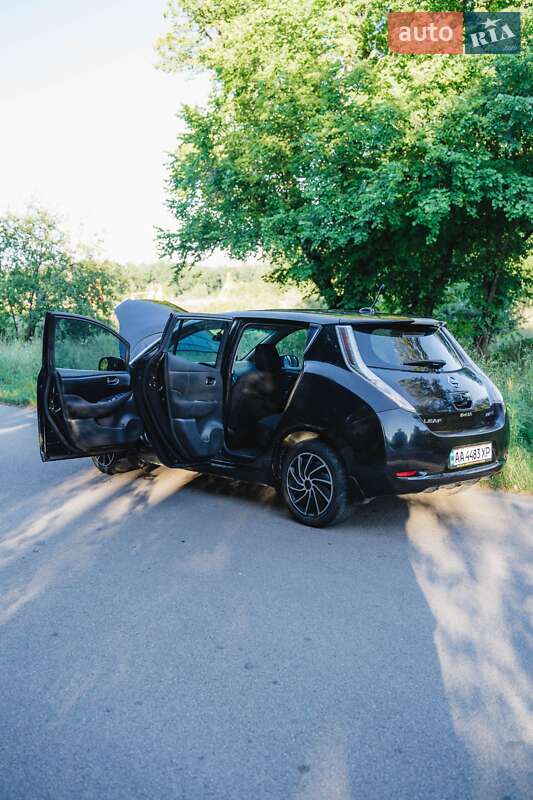 Хэтчбек Nissan Leaf 2015 в Киеве фото 17 Хэтчбек Nissan Leaf 2015 в Киеве