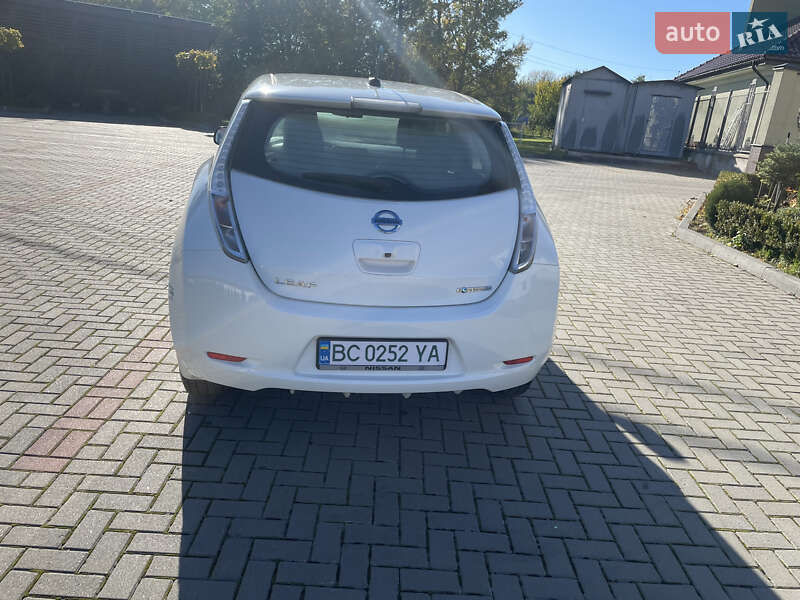 Хэтчбек Nissan Leaf 2013 в Золочеве