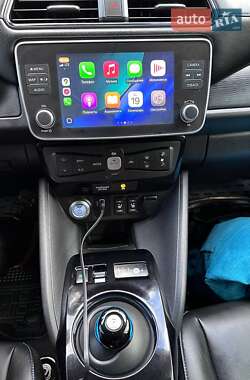 Хэтчбек Nissan Leaf 2020 в 