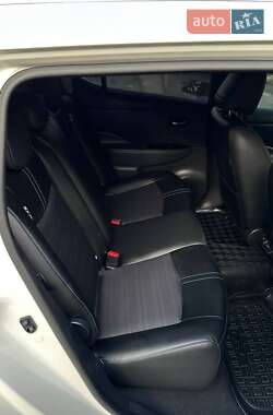 Хэтчбек Nissan Leaf 2020 в 