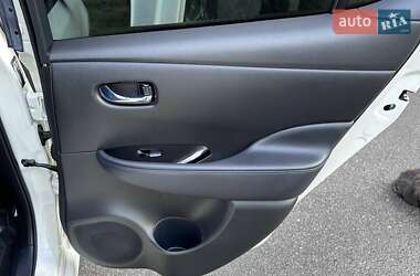 Хэтчбек Nissan Leaf 2020 в 