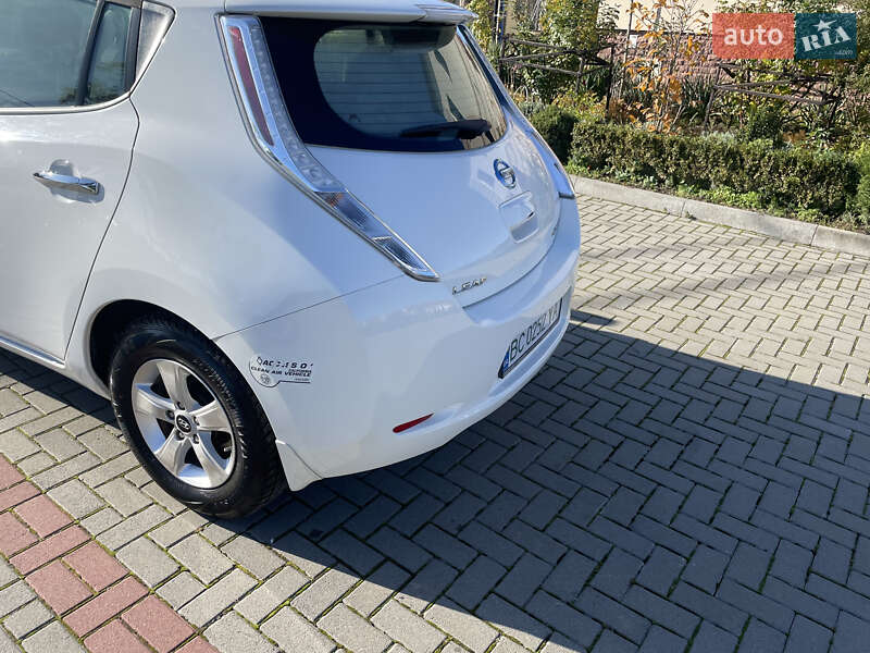 Хэтчбек Nissan Leaf 2013 в Золочеве