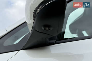 Хэтчбек Nissan Leaf 2020 в 