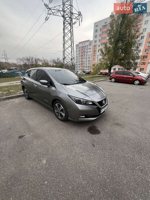 Хэтчбек Nissan Leaf 2018 в Харькове фото 10 Хэтчбек Nissan Leaf 2018 в Харькове