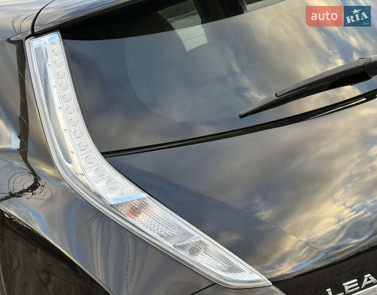 Хэтчбек Nissan Leaf 2014 в Ровно