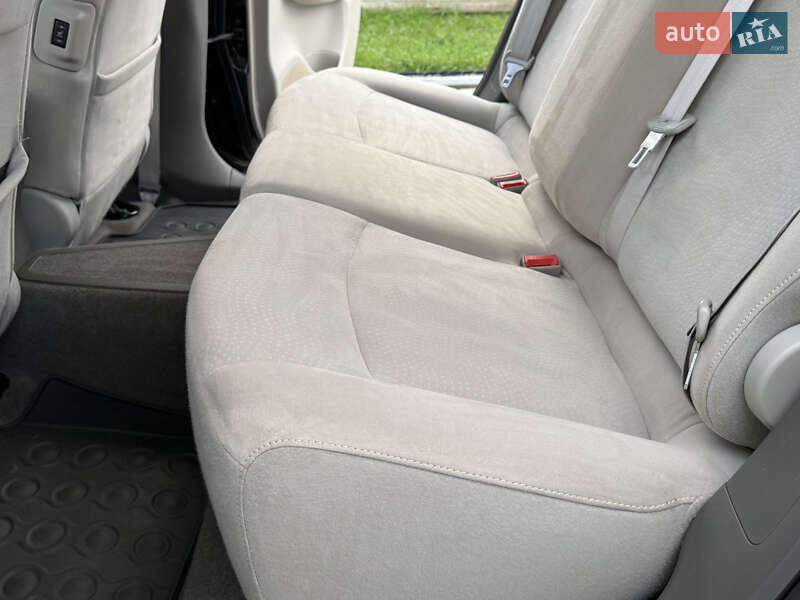 Хэтчбек Nissan Leaf 2014 в Ровно