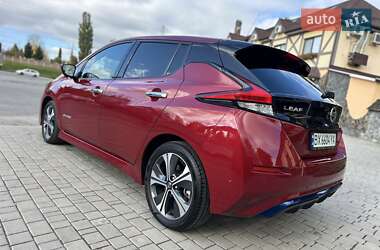 Хэтчбек Nissan Leaf 2018 в 
