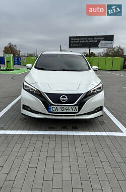 Хетчбек Nissan Leaf 2021 в Умані