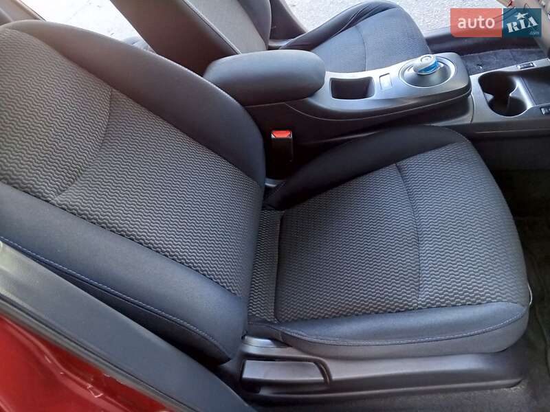 Хэтчбек Nissan Leaf 2013 в Белгороде-Днестровском фото 31 Хэтчбек Nissan Leaf 2013 в Белгороде-Днестровском
