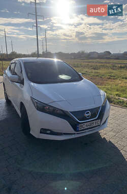 Хетчбек Nissan Leaf 2018 в Львові
