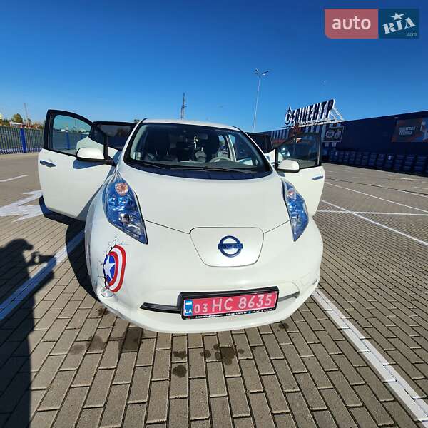Хетчбек Nissan Leaf 2012 в Нововолинську фото 2 Хетчбек Nissan Leaf 2012 в Нововолинську