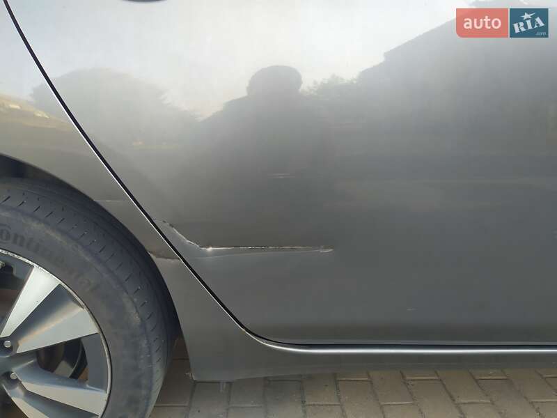 Хэтчбек Nissan Leaf 2015 в Луцке фото 7 Хэтчбек Nissan Leaf 2015 в Луцке