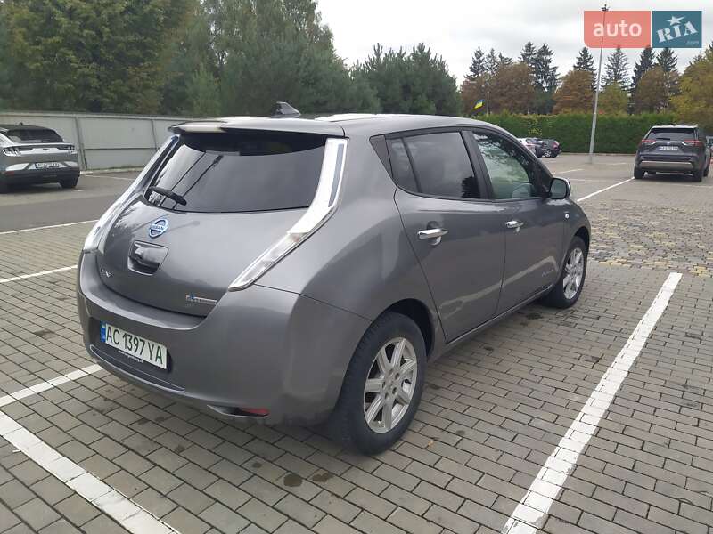 Хэтчбек Nissan Leaf 2015 в Луцке фото 5 Хэтчбек Nissan Leaf 2015 в Луцке