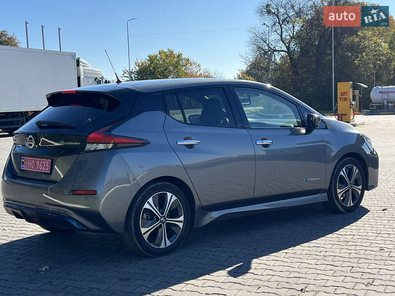 Хетчбек Nissan Leaf 2018 в Луцьку
