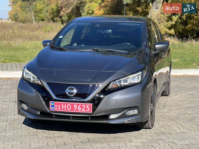 Хетчбек Nissan Leaf 2018 в Луцьку