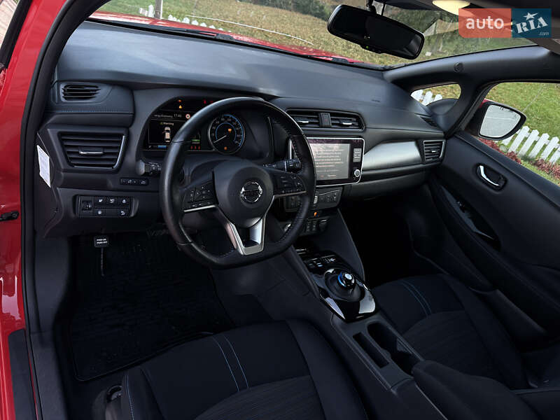 Хэтчбек Nissan Leaf 2020 в Тернополе фото 12 Хэтчбек Nissan Leaf 2020 в Тернополе