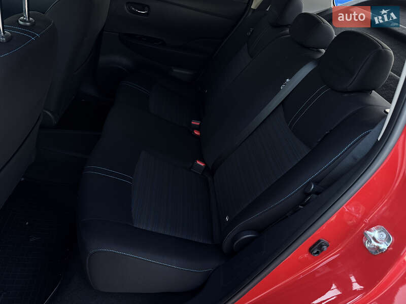 Хэтчбек Nissan Leaf 2020 в Тернополе фото 21 Хэтчбек Nissan Leaf 2020 в Тернополе