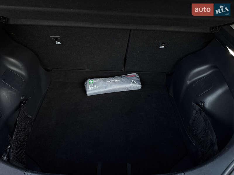 Хэтчбек Nissan Leaf 2020 в Тернополе фото 27 Хэтчбек Nissan Leaf 2020 в Тернополе