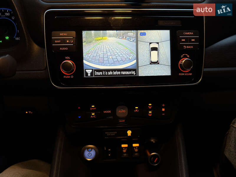 Хэтчбек Nissan Leaf 2018 в Дрогобыче