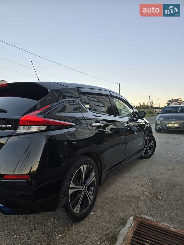 Хэтчбек Nissan Leaf 2018 в Трускавце