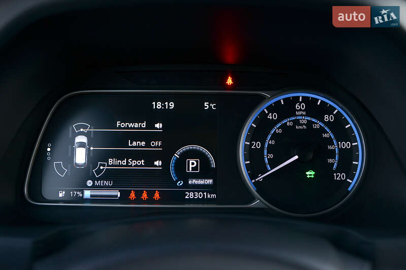 Хэтчбек Nissan Leaf 2023 в Турийске фото 35 Хэтчбек Nissan Leaf 2023 в Турийске