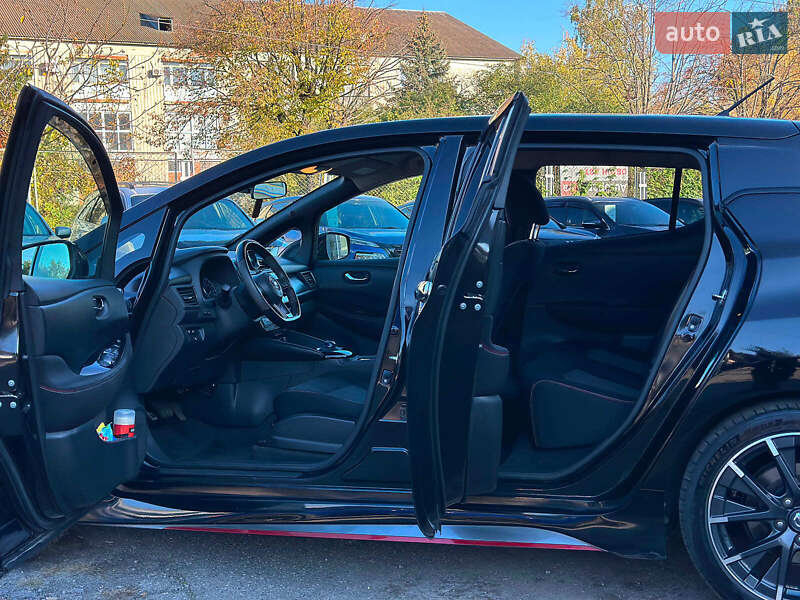 Хетчбек Nissan Leaf 2018 в Вінниці