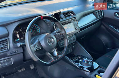 Хэтчбек Nissan Leaf 2018 в 