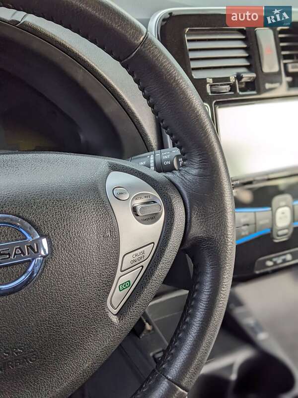 Хетчбек Nissan Leaf 2017 в Ратному фото 19 Хетчбек Nissan Leaf 2017 в Ратному