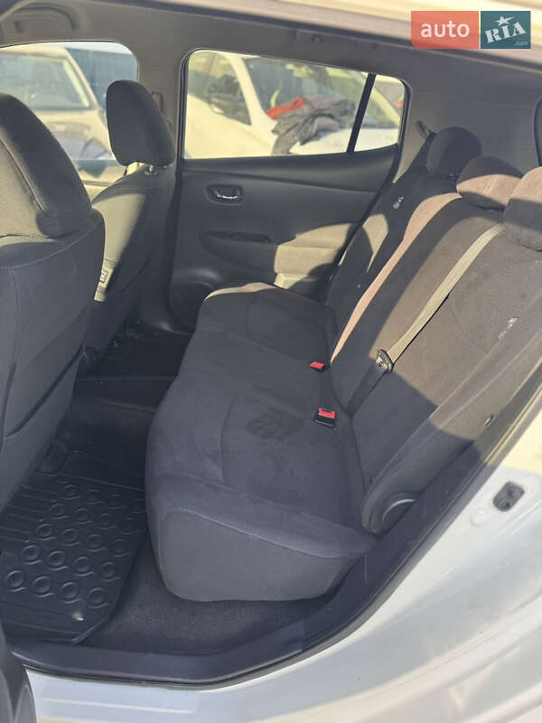 Хэтчбек Nissan Leaf 2013 в Ровно фото 13 Хэтчбек Nissan Leaf 2013 в Ровно