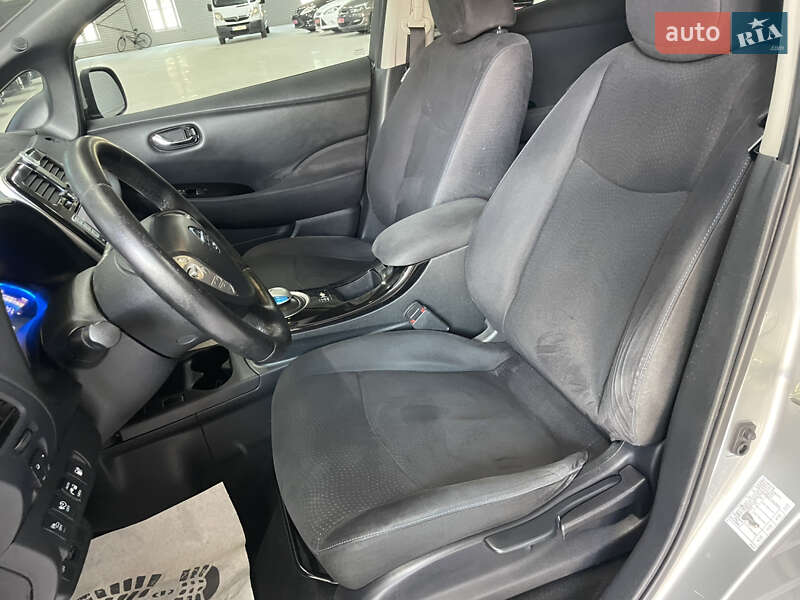 Хэтчбек Nissan Leaf 2013 в Стрые фото 41 Хэтчбек Nissan Leaf 2013 в Стрые