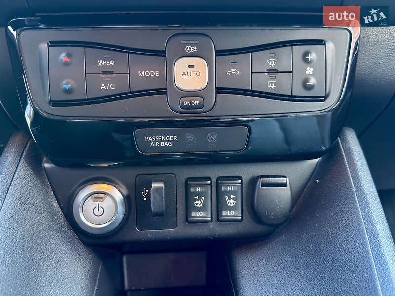 Хетчбек Nissan Leaf 2018 в Львові фото 19 Хетчбек Nissan Leaf 2018 в Львові