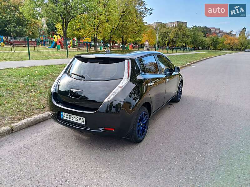 Хетчбек Nissan Leaf 2013 в Харкові фото 6 Хетчбек Nissan Leaf 2013 в Харкові