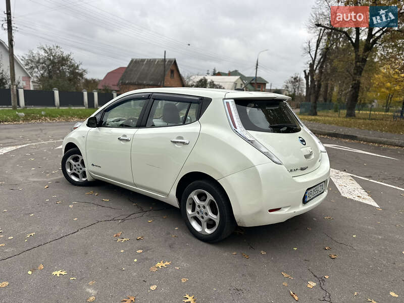 Хетчбек Nissan Leaf 2012 в Вінниці
