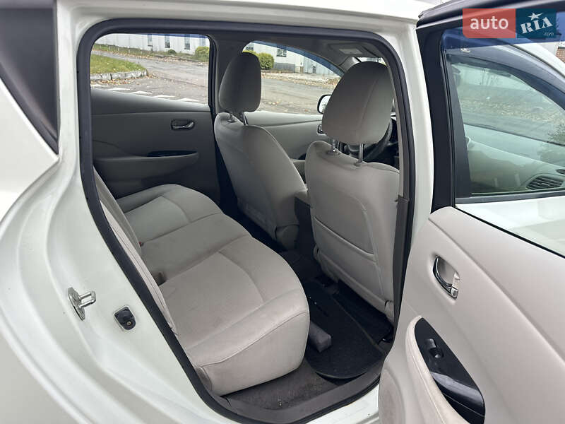 Хетчбек Nissan Leaf 2012 в Вінниці