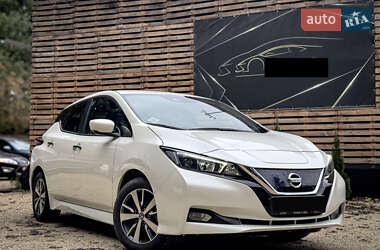 Хэтчбек Nissan Leaf 2021 в Бродах Хэтчбек Nissan Leaf 2021 в Бродах