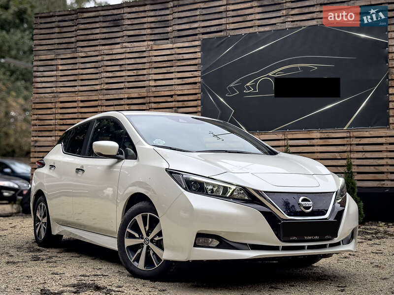 Nissan Leaf 2021