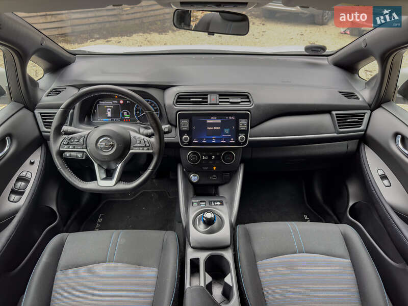 Хетчбек Nissan Leaf 2021 в Бродах