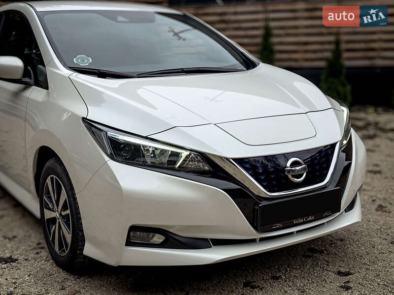 Хетчбек Nissan Leaf 2021 в Бродах