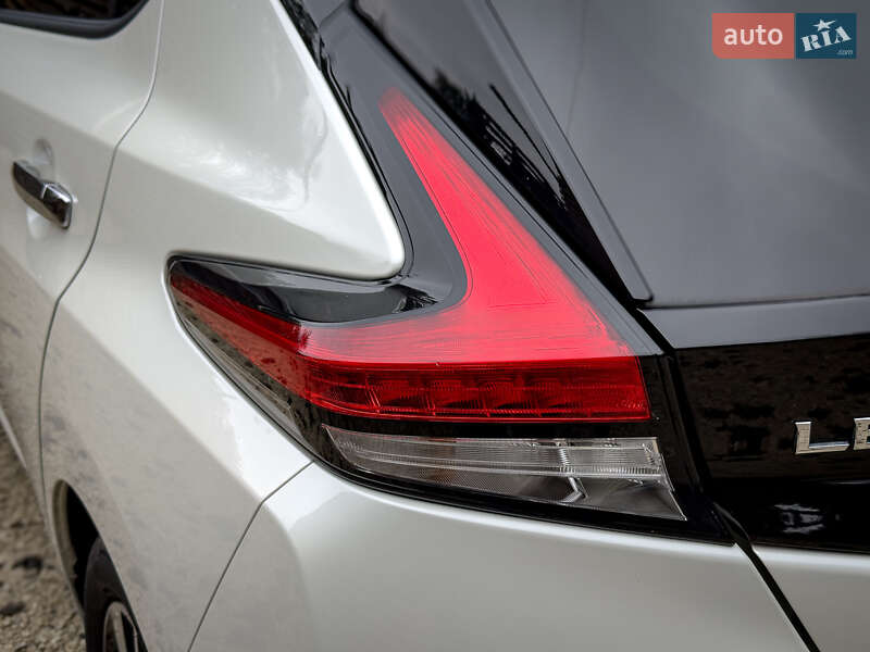 Хетчбек Nissan Leaf 2021 в Бродах