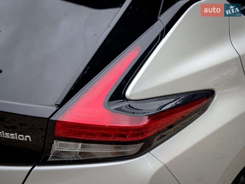 Хетчбек Nissan Leaf 2021 в Бродах