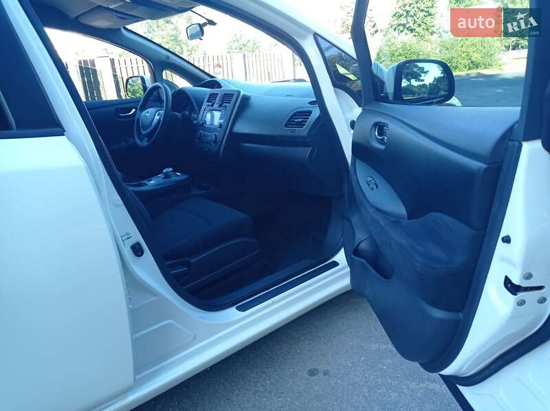 Хэтчбек Nissan Leaf 2017 в Львове фото 13 Хэтчбек Nissan Leaf 2017 в Львове
