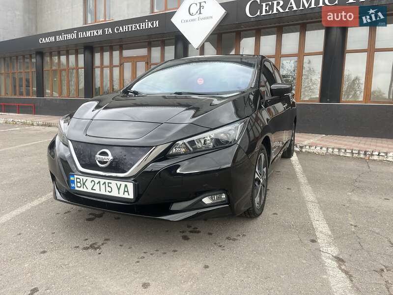 Хэтчбек Nissan Leaf 2018 в Ровно фото 4 Хэтчбек Nissan Leaf 2018 в Ровно