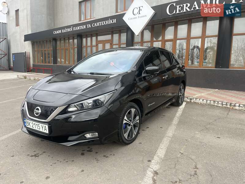Хэтчбек Nissan Leaf 2018 в Ровно фото 2 Хэтчбек Nissan Leaf 2018 в Ровно