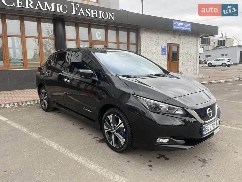 Хэтчбек Nissan Leaf 2018 в Ровно фото 7 Хэтчбек Nissan Leaf 2018 в Ровно