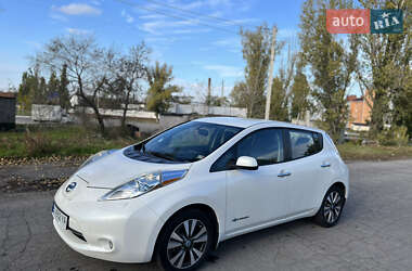 Хетчбек Nissan Leaf 2013 в Кременчуці