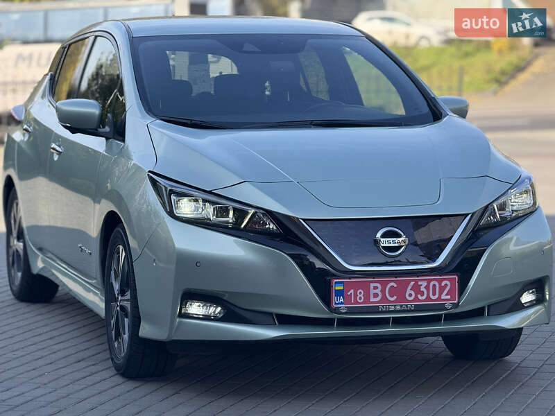 Хэтчбек Nissan Leaf 2019 в Ровно