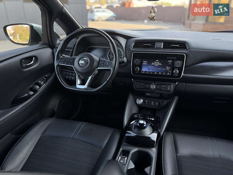 Хэтчбек Nissan Leaf 2019 в Ровно