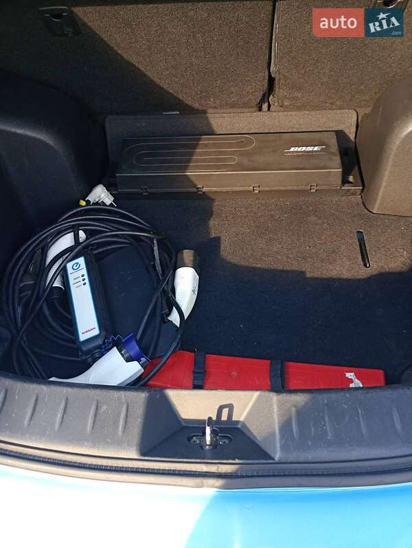 Хэтчбек Nissan Leaf 2014 в Харькове