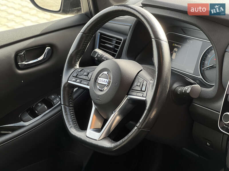 Хэтчбек Nissan Leaf 2019 в Луцке
