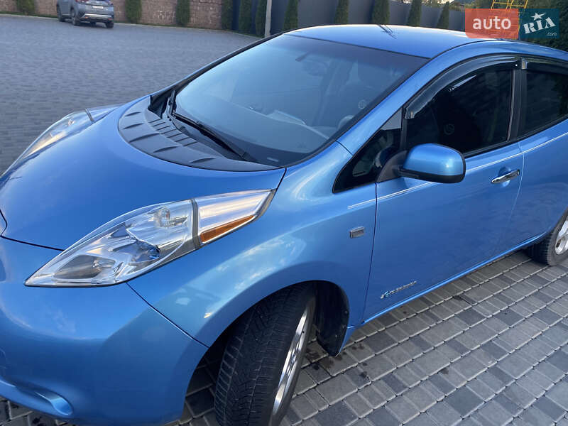 Хэтчбек Nissan Leaf 2014 в Кропивницком фото 5 Хэтчбек Nissan Leaf 2014 в Кропивницком